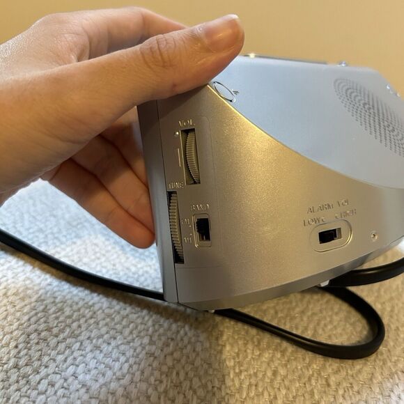 Sony Alarm Clock Dream Machine Large Display ICF-C492 AM/FM Radio Gray Black - Picture 9 of 10